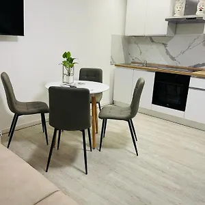 Apartament Living Center, Katania
