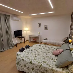 Dom wakacyjny Dn House, Katania
