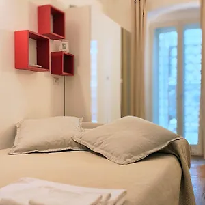 Central Suite Apartment Apartament Bari